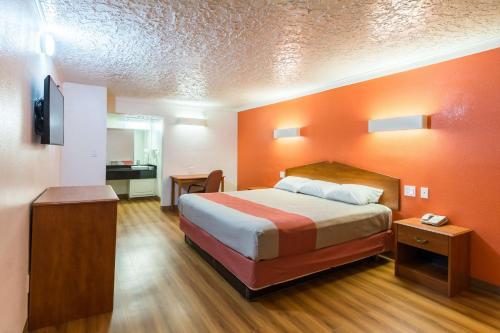 Motel 6 Fort Worth - West Freeway