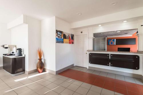 Motel 6 Fort Worth - West Freeway