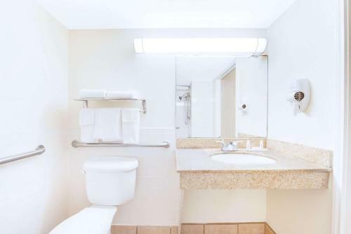 Motel Days Inn & Suites Laredo Texas