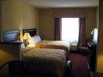 Hotel Amerik Suites Laredo At Mall Del Norte