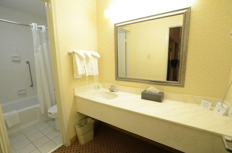 Clarion Hotel & Conference Center