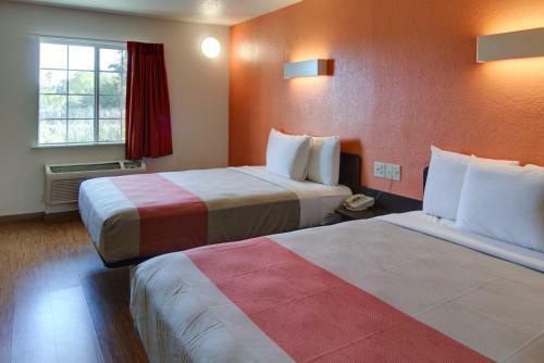 Motel 6 Mount Pleasant, Tx