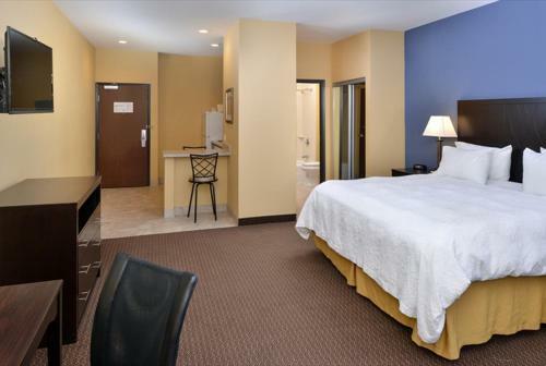 Motel La Bonita Inn & Suites
