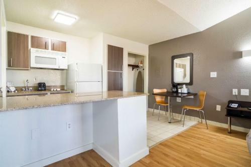 Aparthotel Studio 6 Dallas - Plano Medical Center