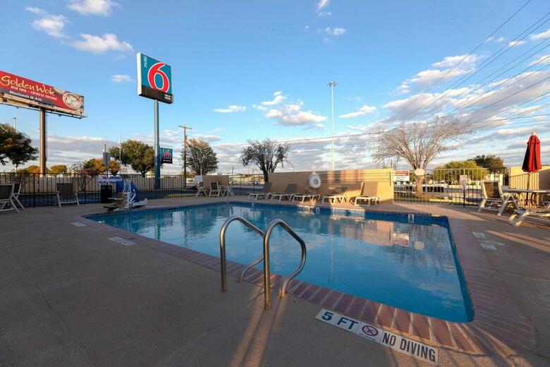 Motel 6 San Antonio West - Seaworld