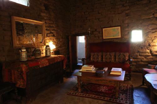 Hotel Cibolo Creek Ranch