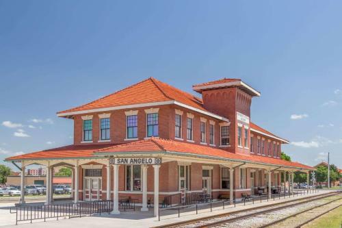 Motel Ramada Limited San Angelo
