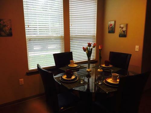 Resort Style Apartment/home - The Woodlands