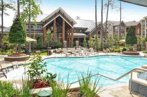 Resort Style Apartment/home - The Woodlands