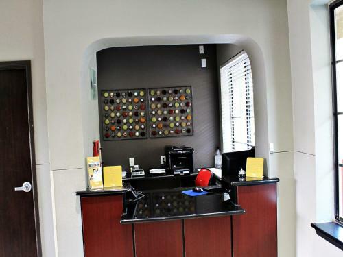 Hotel City View Inn And Suites Sunset Station