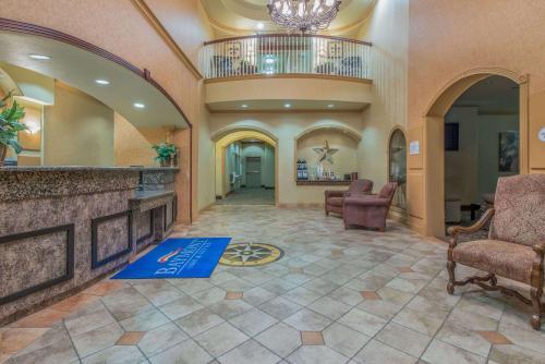 Hotel Baymont Inn & Suites Wichita Falls