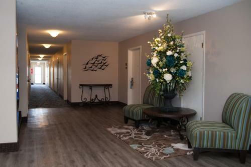 Hotel River Terrace Inn