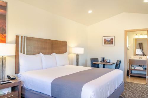 Mountain Ridge Motel