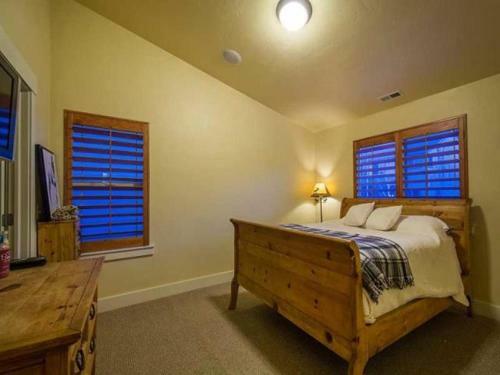 Bear Hollow By Lespri Property Management