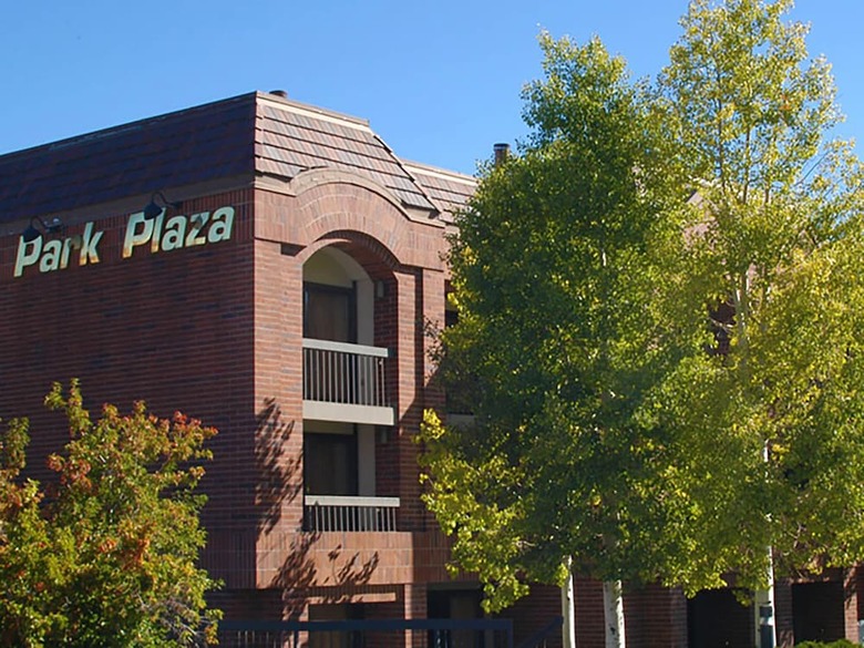 Hotel Raintree's Park Plaza Park City