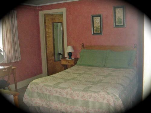 Lodge Inn At Long Trail