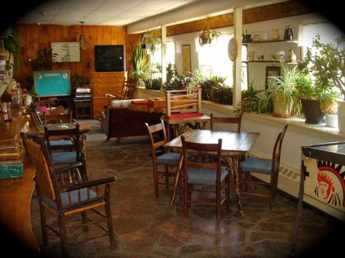 Lodge Inn At Long Trail