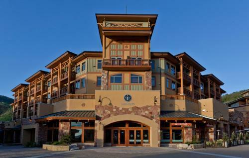 Sundial Lodge By All Seasons Resort Lodging