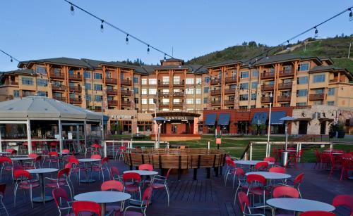 Sundial Lodge By All Seasons Resort Lodging