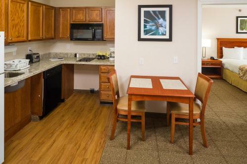 Hotel Smart Suites Burlington