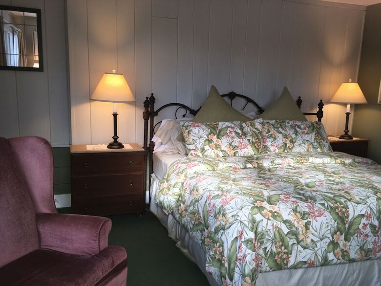 Posada Deerhill Inn