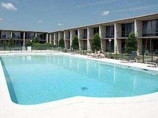 Hotel Ashland Inn & Suites