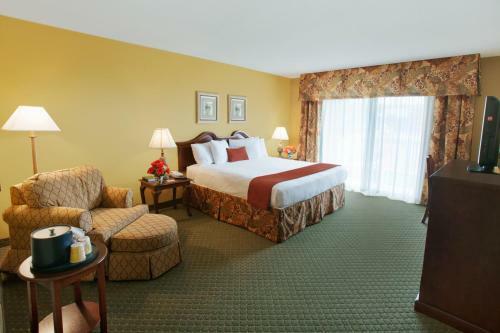 Fredericksburg Hospitality House Hotel