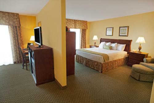 Fredericksburg Hospitality House Hotel
