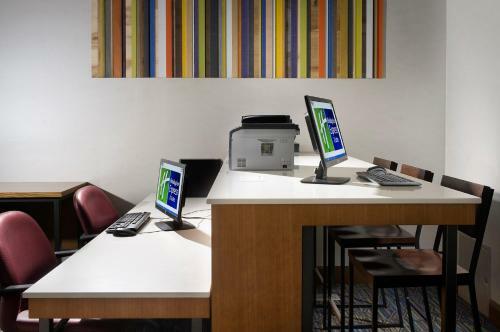 Hotel Holiday Inn Express & Suites Charlottesville North