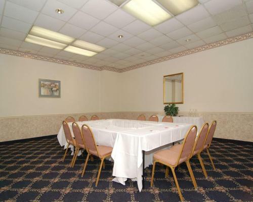 Hotel Econo Lodge Sandston
