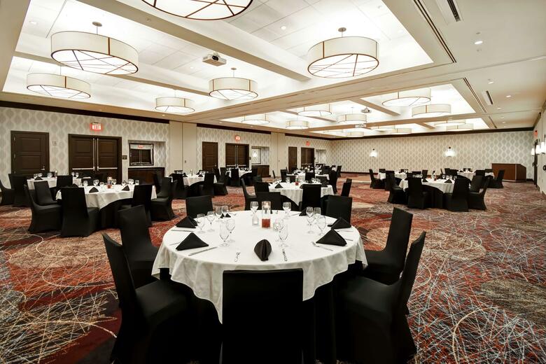 Hotel Embassy Suites Springfield