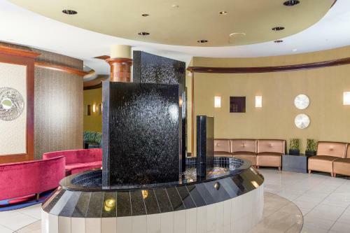 Hotel Springhill Suites By Marriott Norfolk Virginia Beach