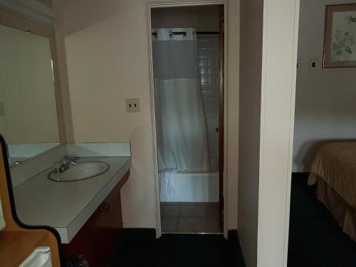 Townhouse Motel