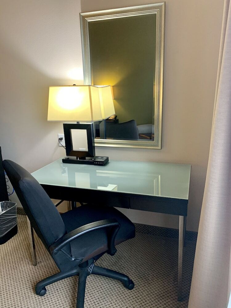 Holiday Inn Express Hotel & Suites North Sequim