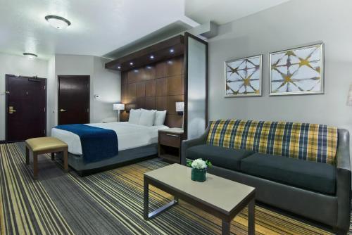 Hotel Oxford Suites Spokane