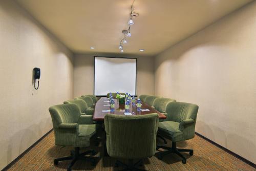 Hotel Oxford Suites Spokane