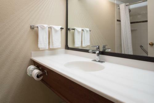Hotel Ramada By Wyndham Downtown Spokane