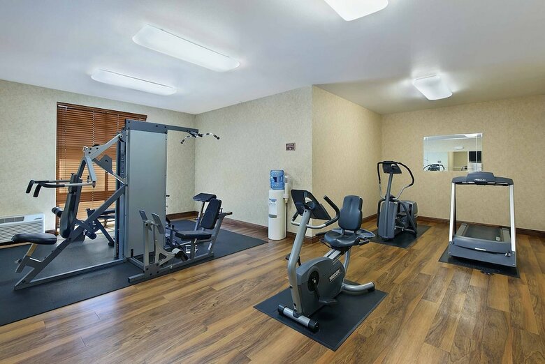 Hotel Oxford Suites Yakima