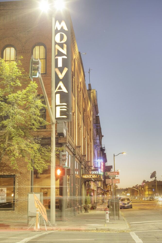Montvale Hotel