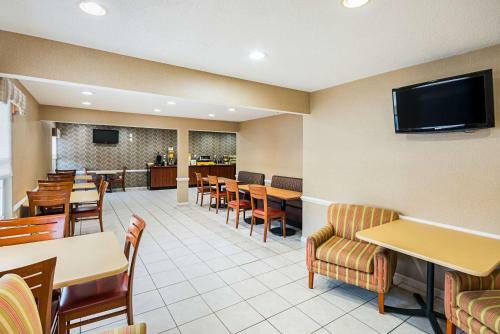 Hotel Quality Inn Fairmont
