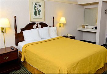 Hotel M & Conference Center