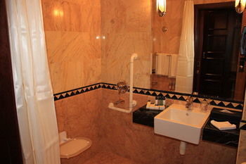 Sea View Hotel