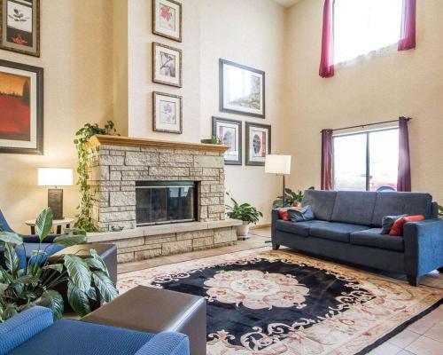Hotel Comfort Inn & Suites Black River Falls I-94