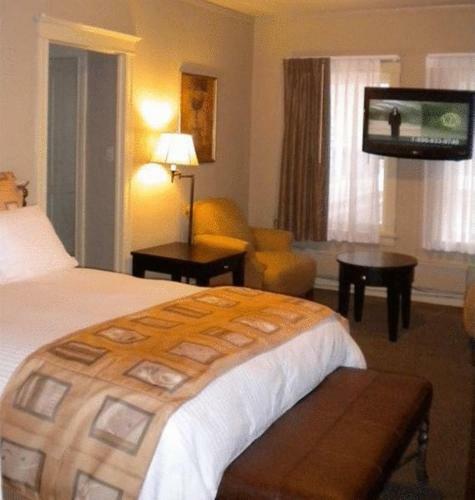The Astor Hotel
