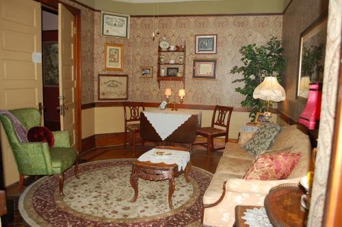 Schuster Mansion Bed & Breakfast