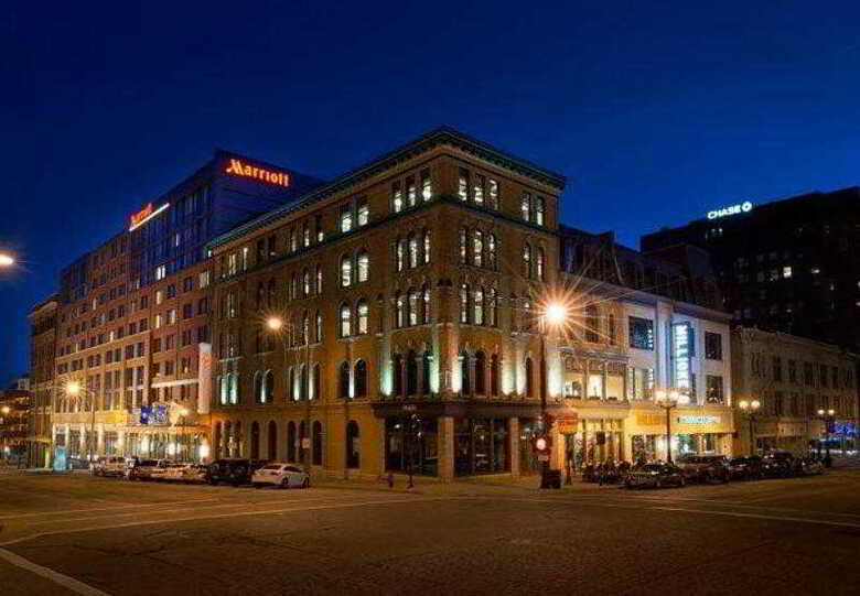 Hotel Milwaukee Marriott Downtown