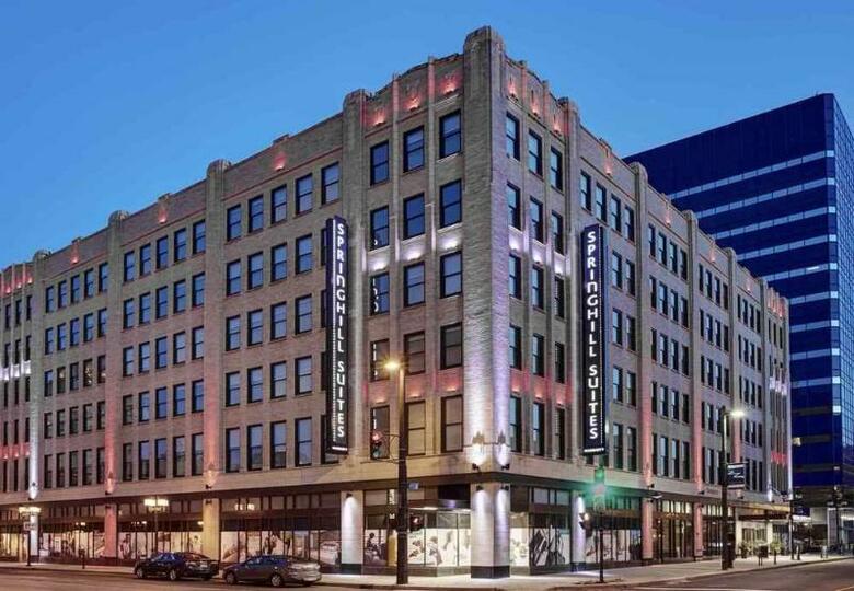 Hotel Springhill Suites By Marriott Milwaukee Downtown