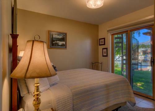 552 Alpine Home