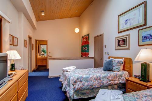Borders Lodge