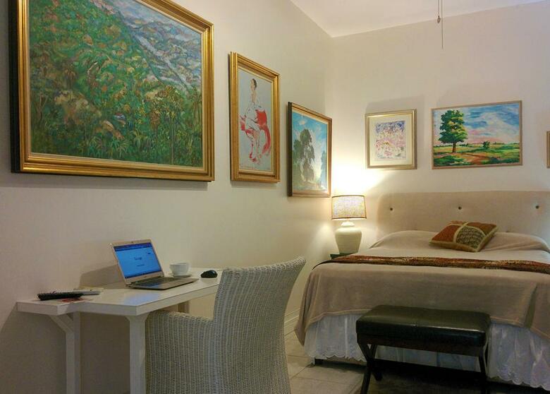 Hotel Chester Avenue Bed & Breakfast